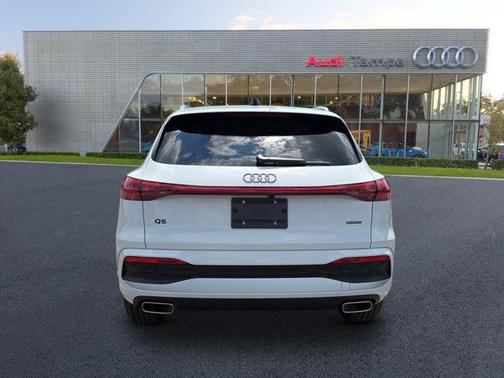 2025 Audi Q5 Premium