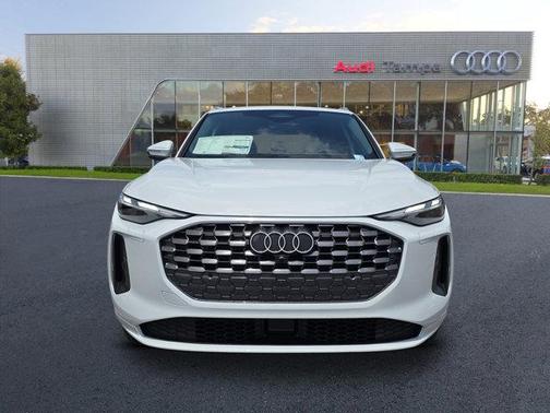 2025 Audi Q5 Premium