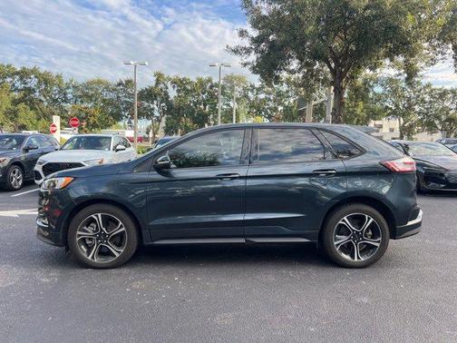 2022 Ford Edge ST