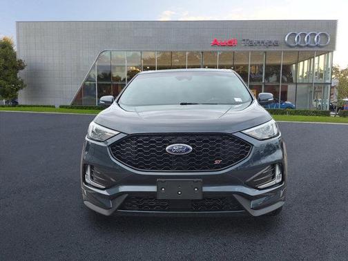 2022 Ford Edge ST