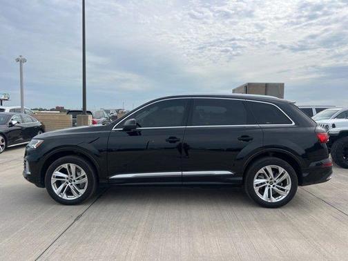 2024 Audi Q7 55 Premium Plus