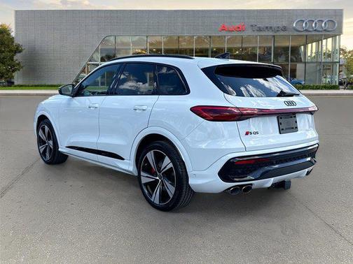 Glacier White Metallic 2026 Audi SQ5 3.0T Premium Plus