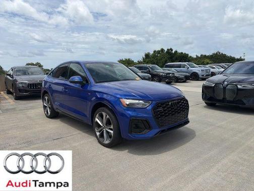 Ultra Blue Metallic 2023 Audi Q5 45 S line Premium Plus