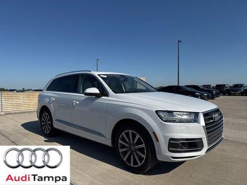 Glacier White Metallic 2019 Audi Q7 55 Premium Plus
