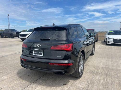 2025 Audi Q5 45 S line Premium