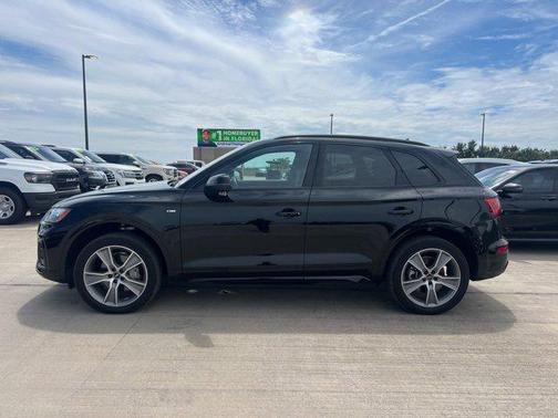 2025 Audi Q5 45 S line Premium