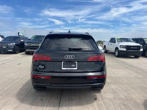 2025 Audi Q5 45 S line Premium