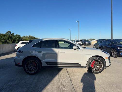 2023 Porsche Macan S