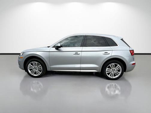 Silver Metallic 2019 Audi Q5 2.0T Premium Plus