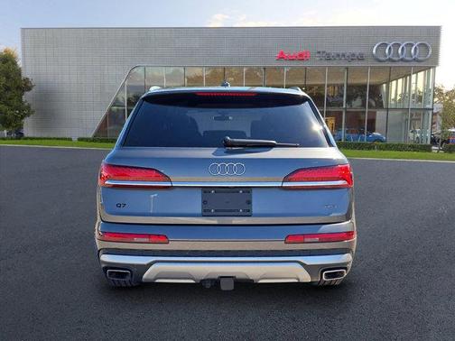 2026 Audi Q7 55 Premium Plus