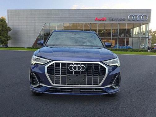 2024 Audi Q3 Premium 45 TFSI S line quattro Tiptronic