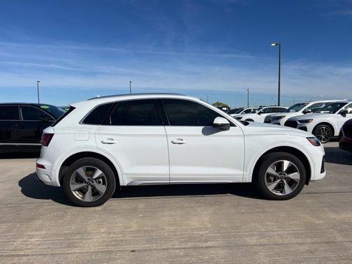 2023 Audi Q5 Prestige 40 TFSI quattro S tronic