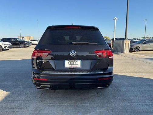 2020 Volkswagen Tiguan 2.0T SE R-Line Black