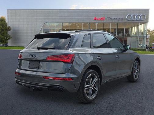 2025 Audi Q5 55 S line Premium Plus