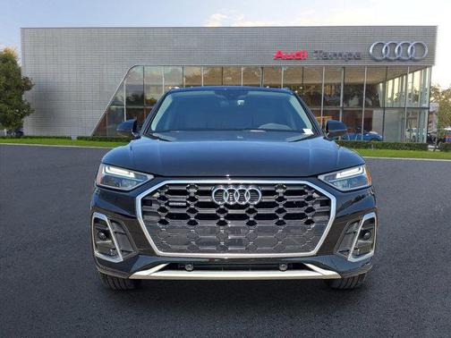 2022 Audi Q5 45 S line Premium