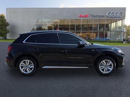2022 Audi Q5 45 S line Premium