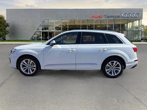 2026 Audi Q7 55 Premium Plus