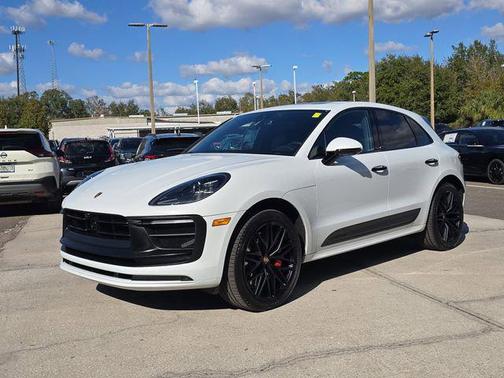 2024 Porsche Macan GTS