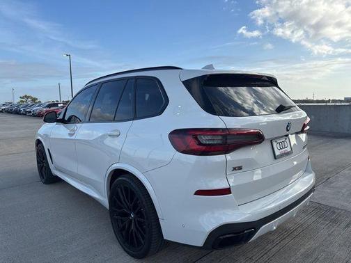 2020 BMW X5 M50i