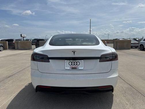 2021 Tesla Model S Long Range