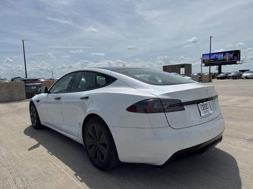 2021 Tesla Model S Long Range