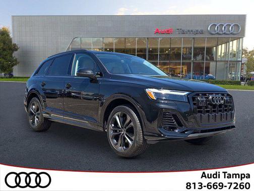 2025 Audi Q7 55 Premium Plus