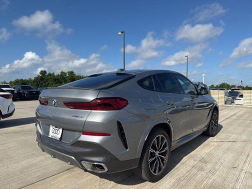 Dravit Gray Metallic 2025 BMW X6 xDrive40i