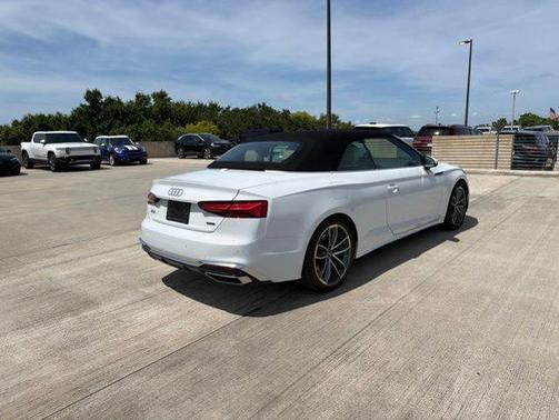 Glacier White Metallic/Black Roof 2024 Audi A5 45 S line Premium Plus