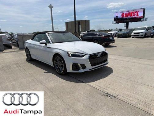 Glacier White Metallic/Black Roof 2024 Audi A5 45 S line Premium Plus