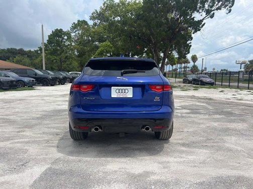 2018 Jaguar F-PACE S