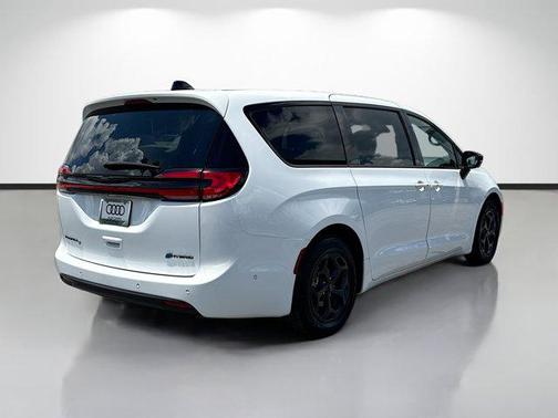 Bright White Clearcoat 2024 Chrysler Pacifica Hybrid S Appearance Pkg