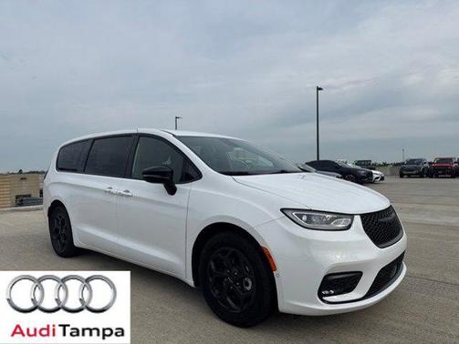 Bright White Clearcoat 2024 Chrysler Pacifica Hybrid S Appearance Pkg