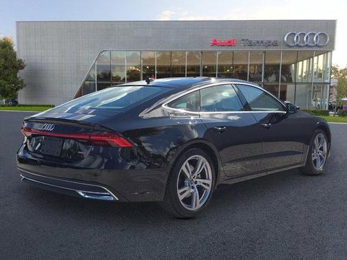 2025 Audi A7 Prestige 55 TFSI quattro S tronic