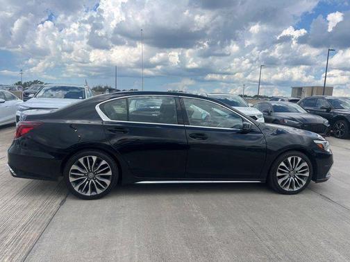 2018 Acura RLX Technology Package