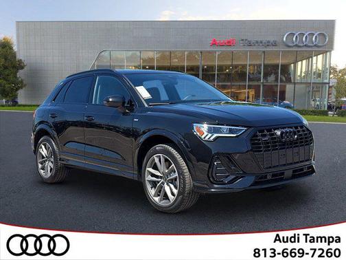 2025 Audi Q3 Premium 45 TFSI S line quattro Tiptronic
