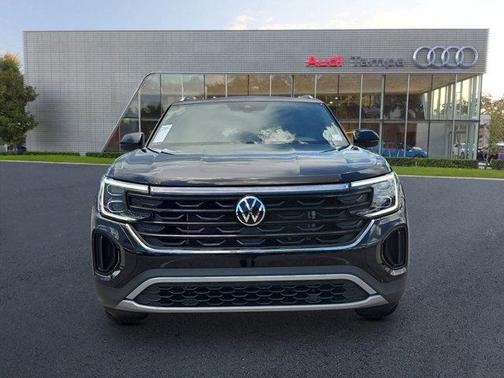 2024 Volkswagen Atlas Cross Sport 2.0T SE