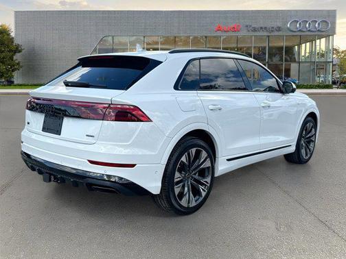 2026 Audi Q8 55 Premium Plus