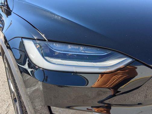 2022 Tesla Model X Dual Motor All-Wheel Drive