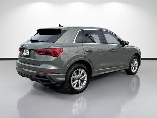 2024 Audi Q3 Premium 45 TFSI S line quattro Tiptronic