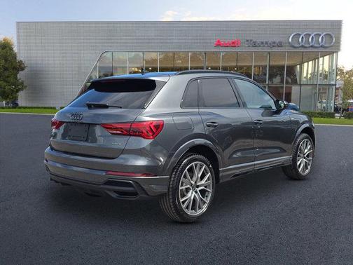 2025 Audi Q3 45 S line Premium Plus