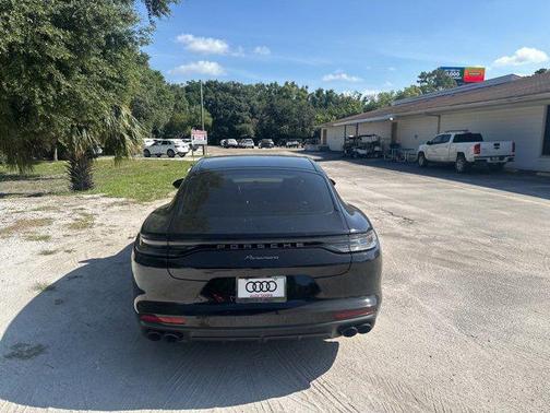 2023 Porsche Panamera 4