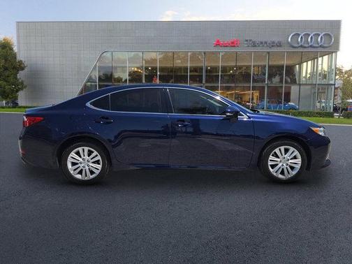 2015 Lexus ES 350 Crafted Line