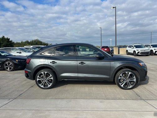 2022 Audi Q5 45 S line Premium Plus