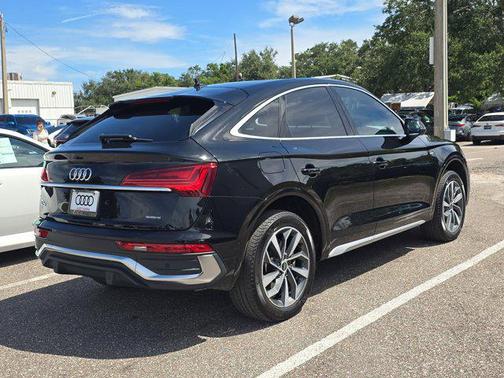 2022 Audi Q5 45 S line Premium Plus