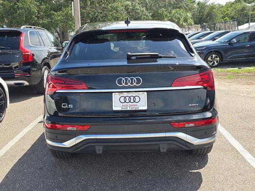 2022 Audi Q5 45 S line Premium Plus