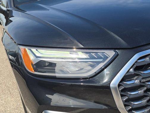 2022 Audi Q5 45 S line Premium Plus