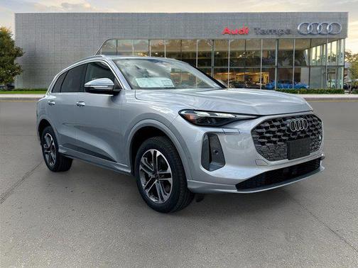 2026 Audi Q5 Premium TFSI quattro S tronic
