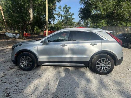 2020 Cadillac XT4 Premium Luxury