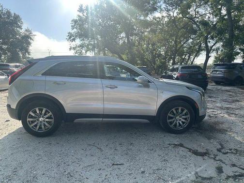 2020 Cadillac XT4 Premium Luxury