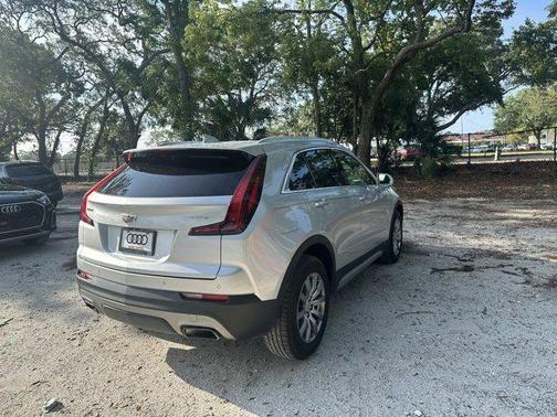 2020 Cadillac XT4 Premium Luxury